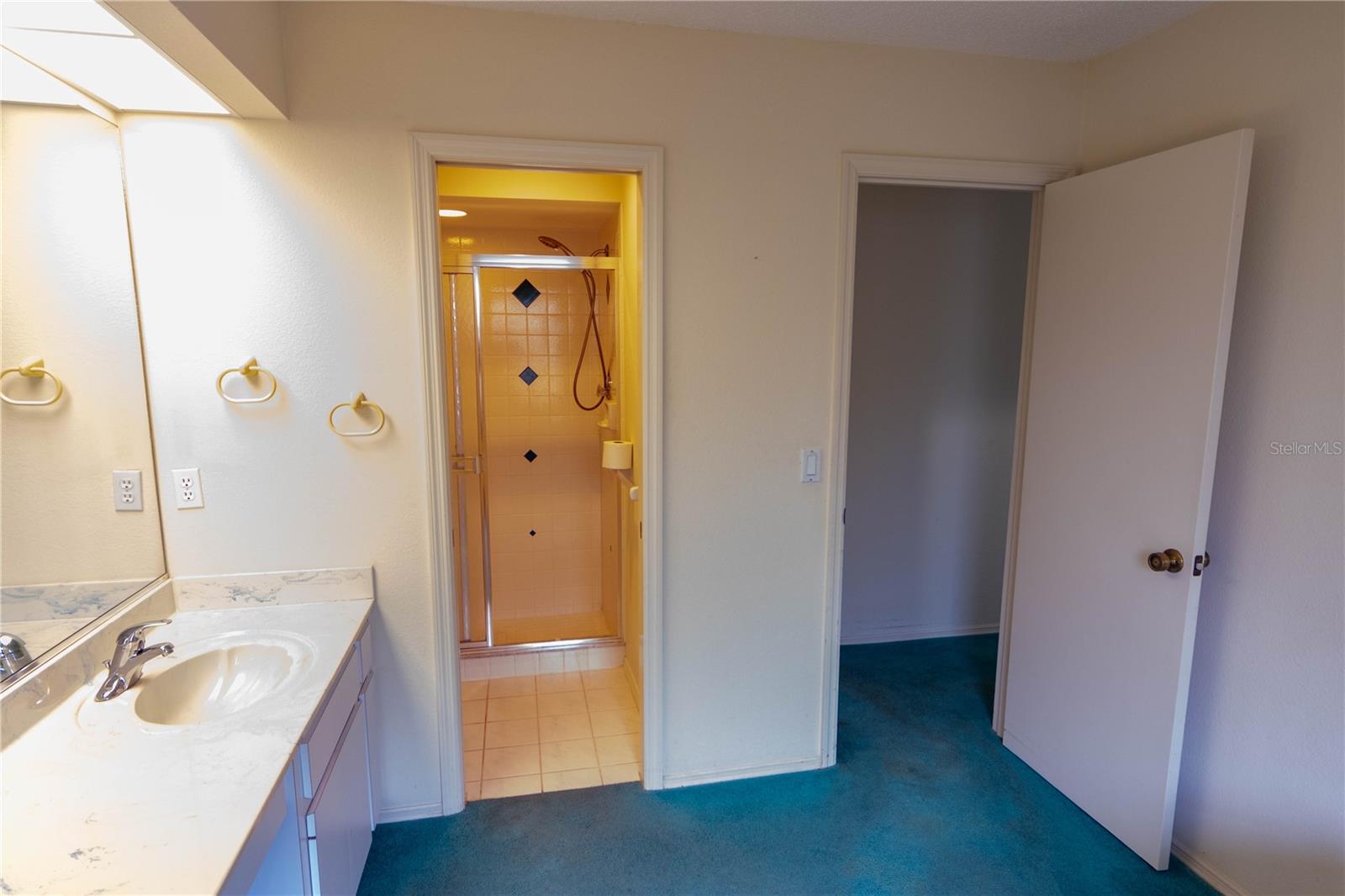 274 LORRAINE AVE — photo 20
