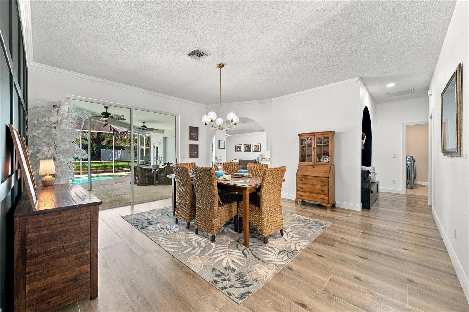 9316 KNIGHTSBRIDGE CT — photo 38