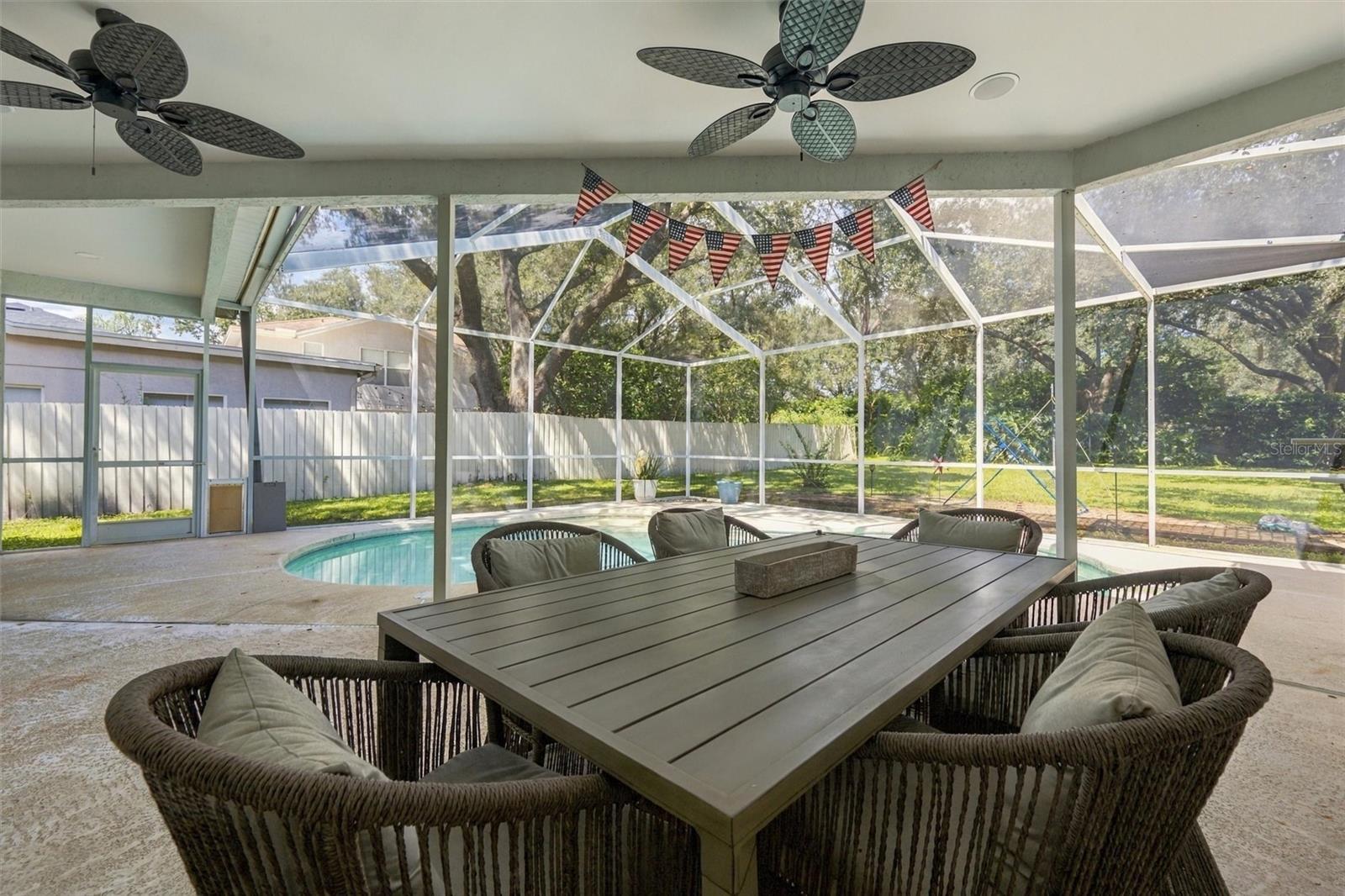 9316 KNIGHTSBRIDGE CT — photo 69