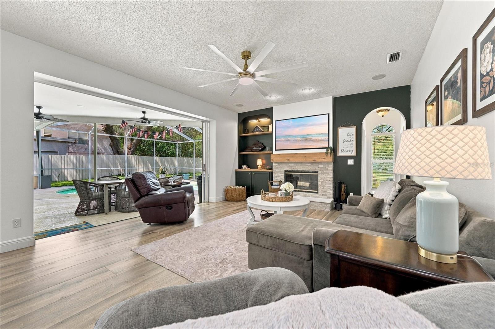 9316 KNIGHTSBRIDGE CT — photo 28