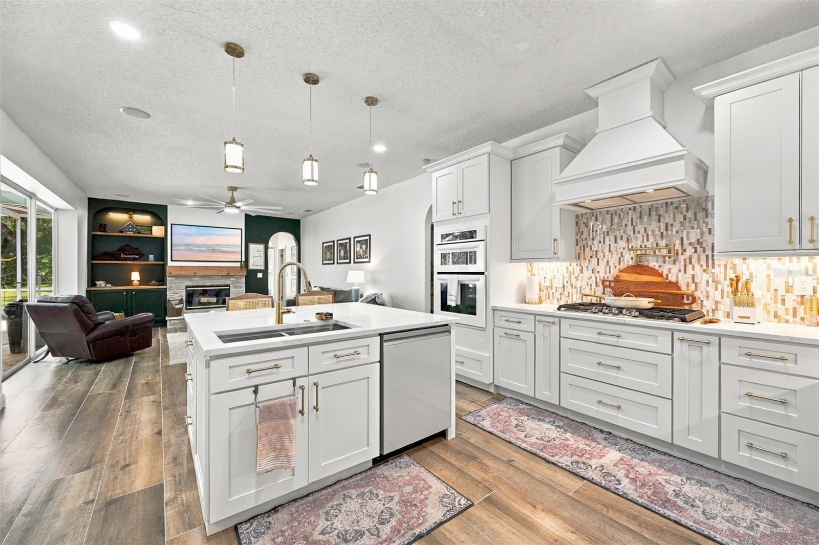 9316 KNIGHTSBRIDGE CT — photo 18