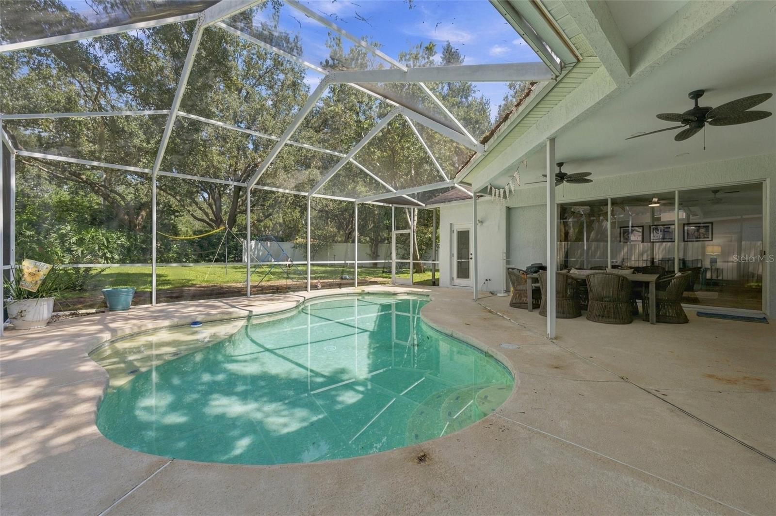 9316 KNIGHTSBRIDGE CT — photo 72