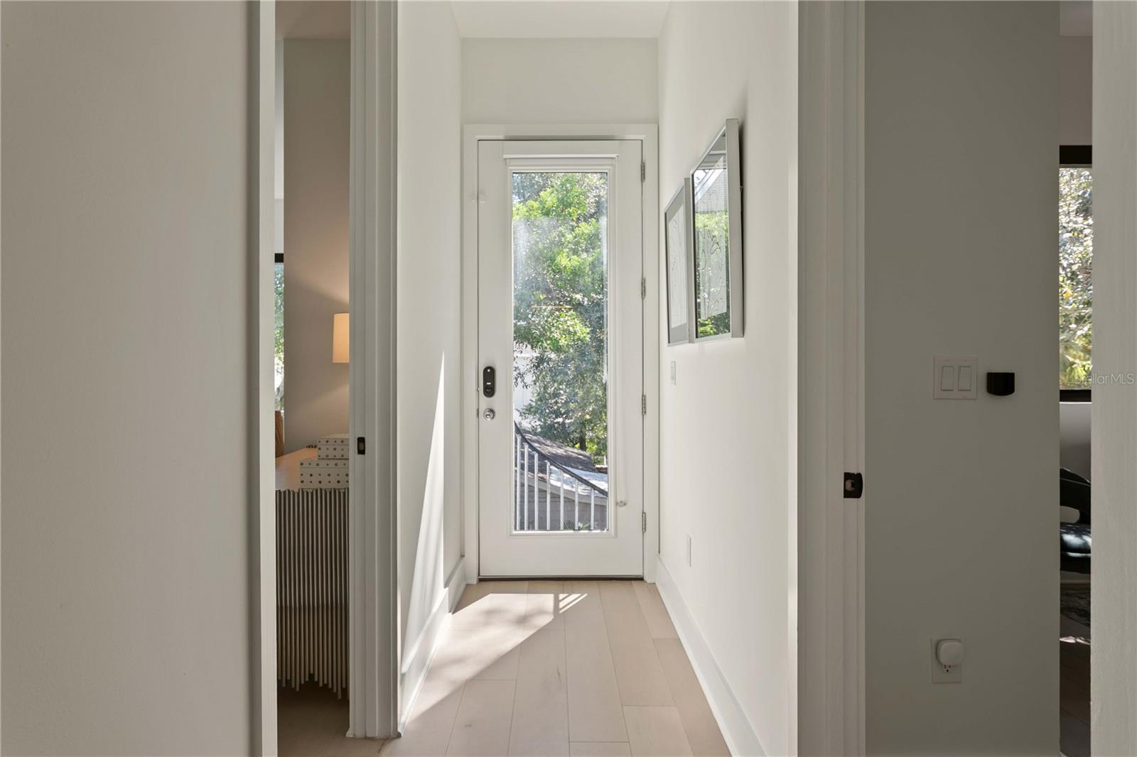 1322 W GRACE ST — photo 46