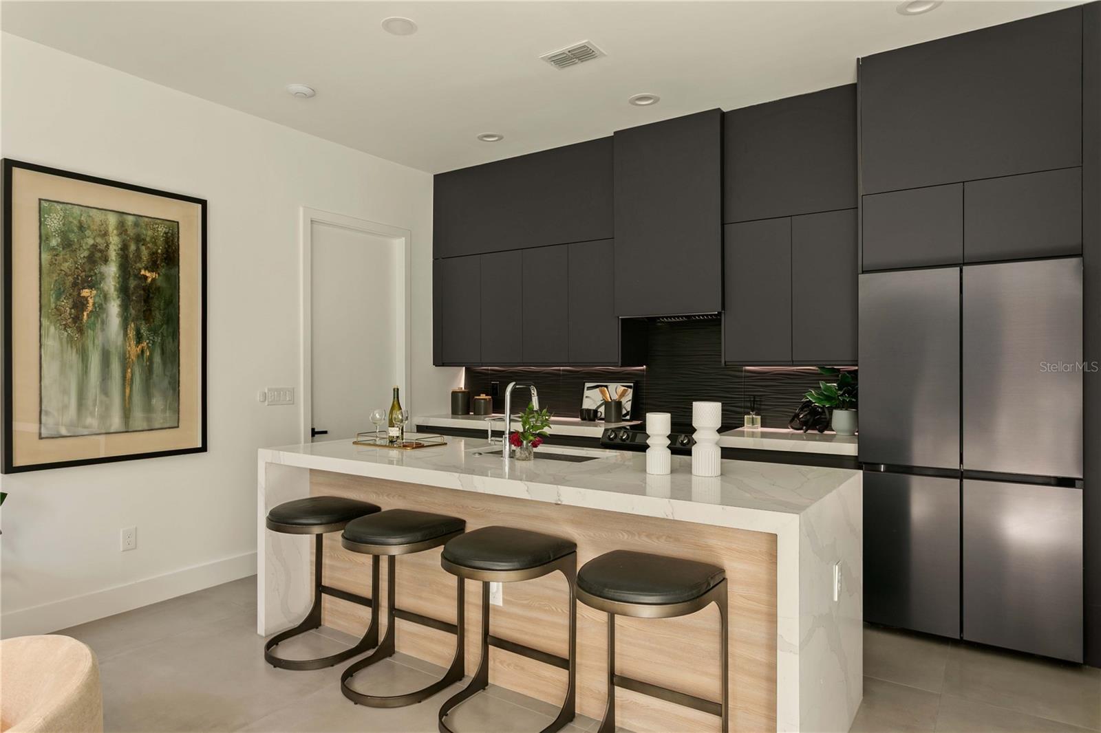 1322 W GRACE ST — photo 21