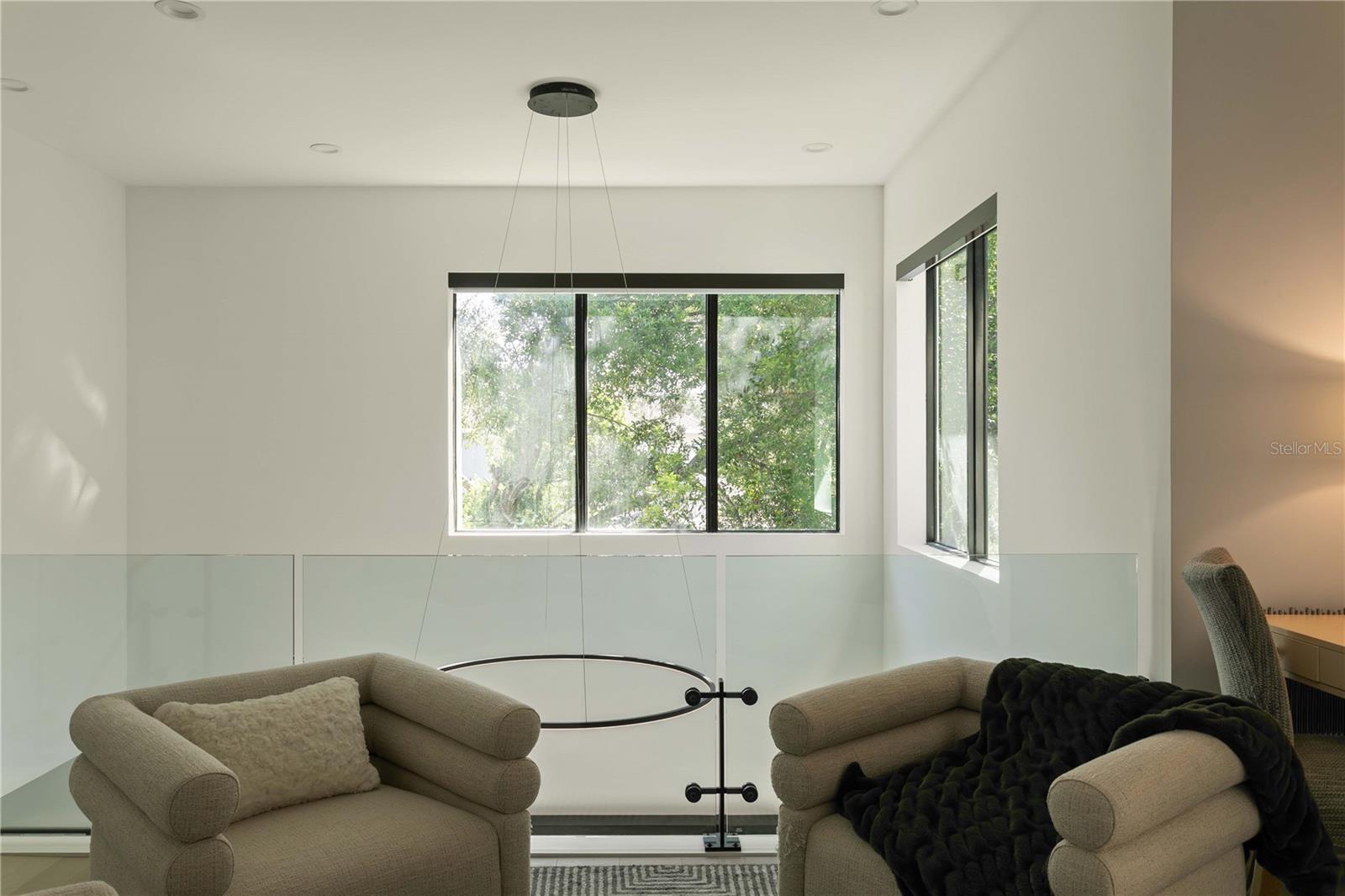 1322 W GRACE ST — photo 33