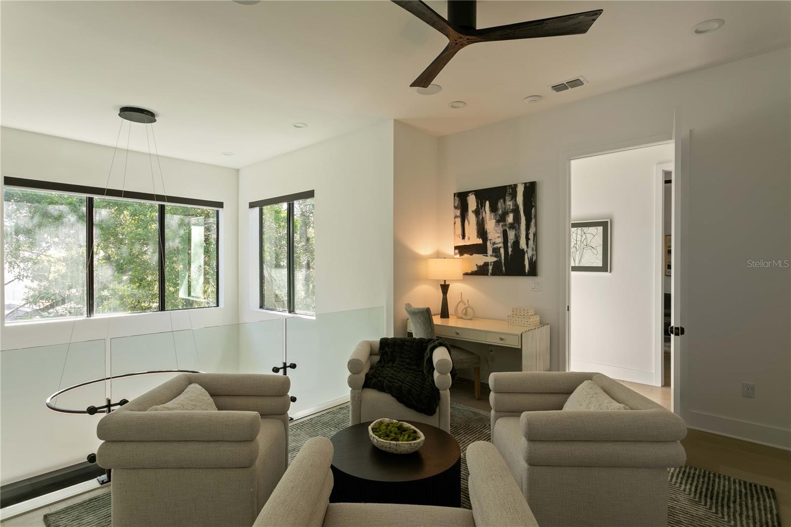 1322 W GRACE ST — photo 32