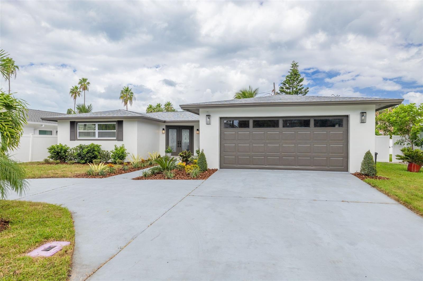 60 KIPLING PLZ — photo 2