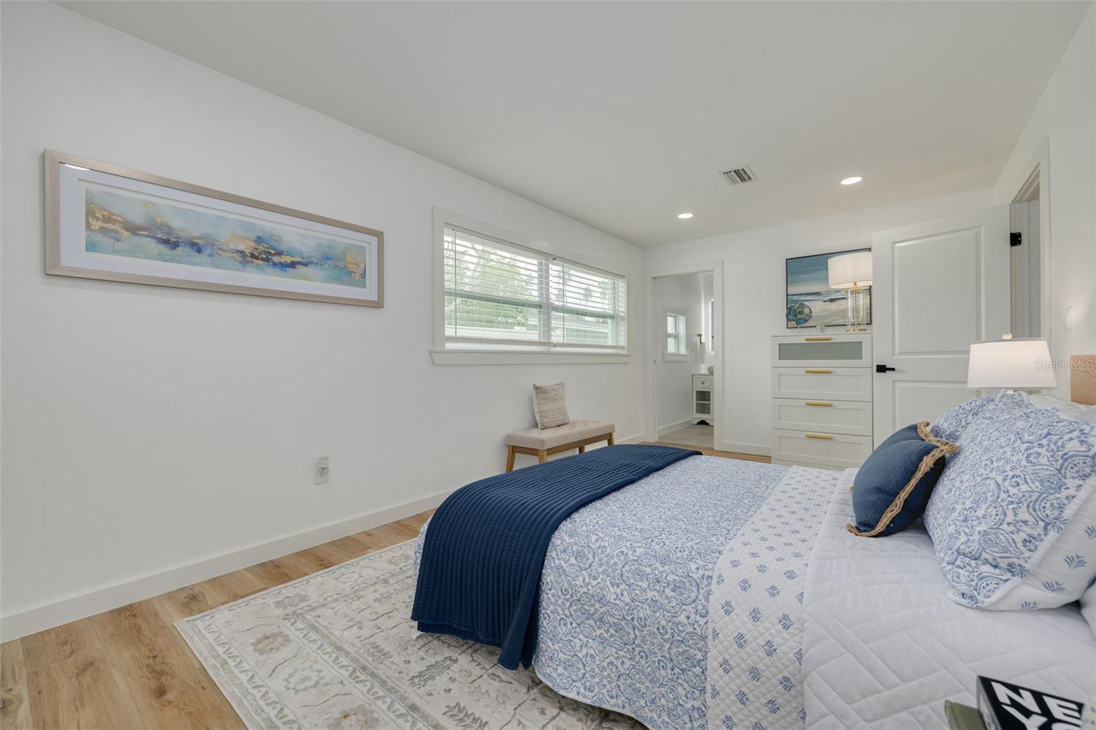 60 KIPLING PLZ — photo 15