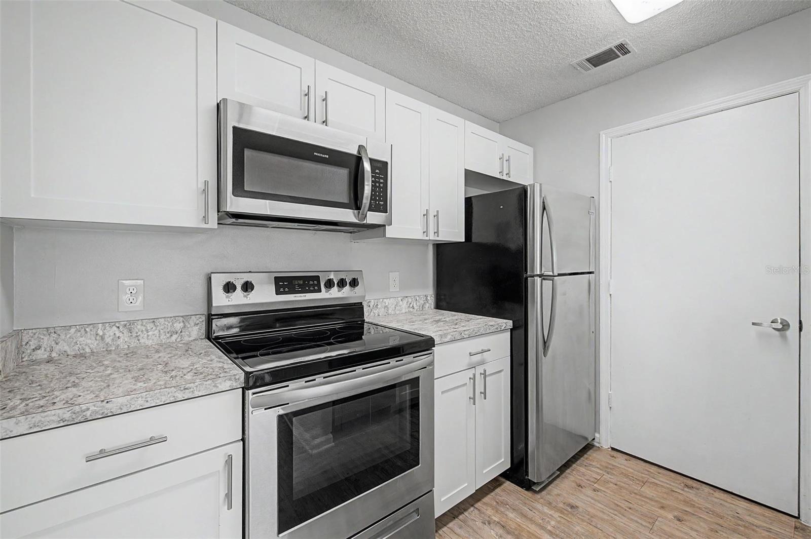 11901 4TH ST N #1206 — photo 5