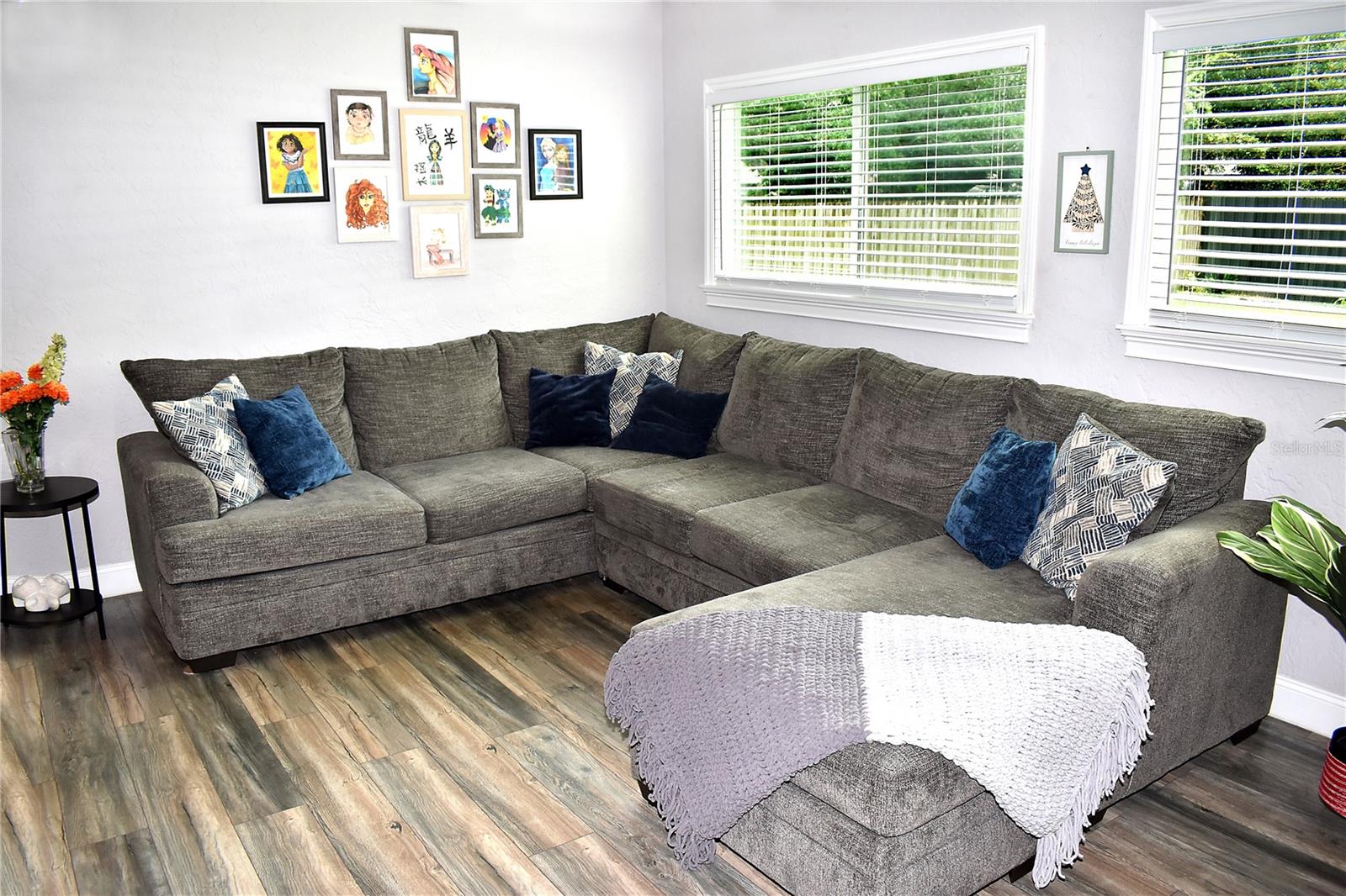 110 ROYAL PALMS — photo 4