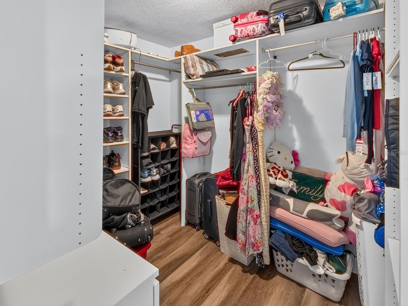 9218 W ROBSON ST — photo 15