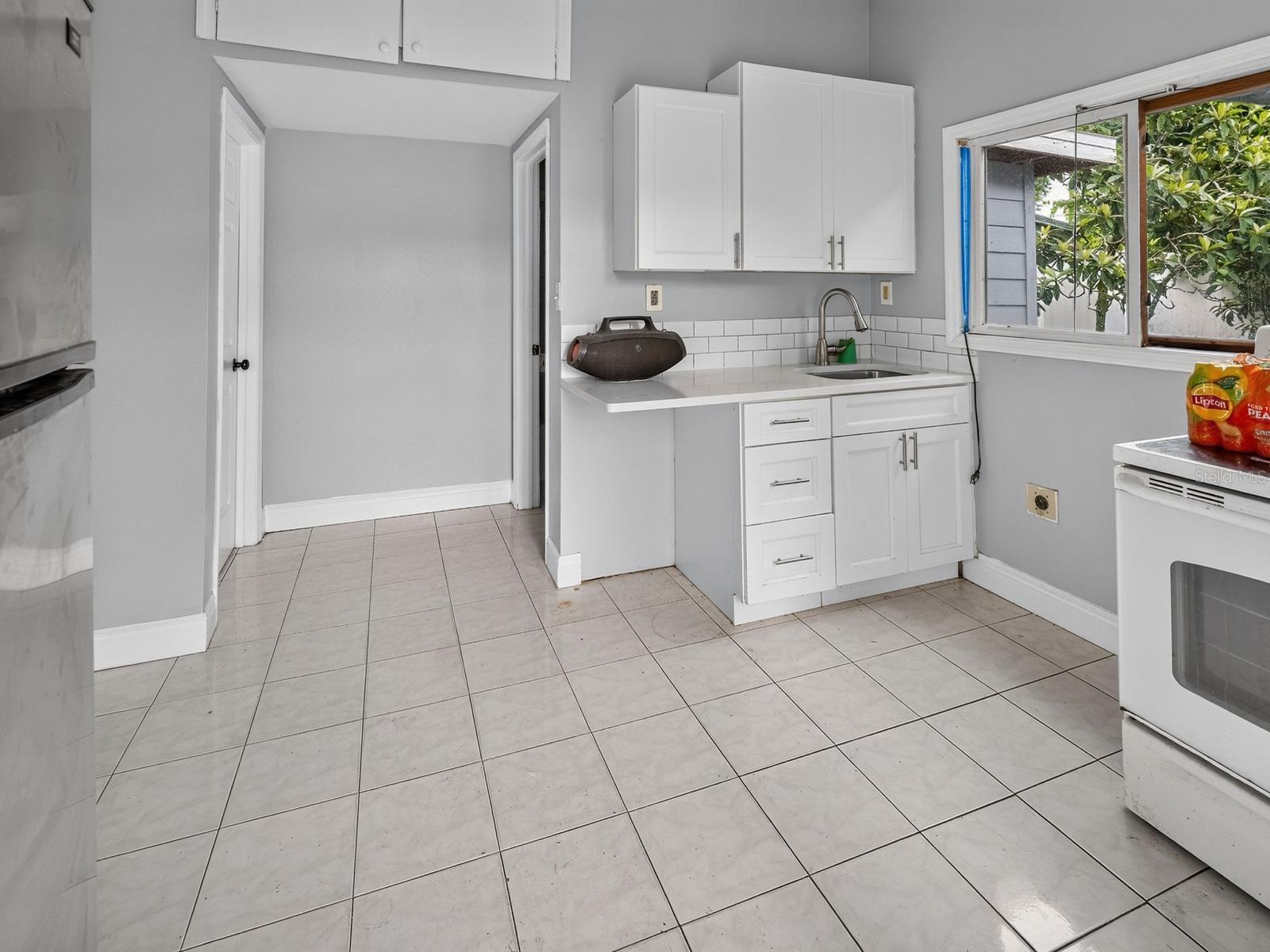 9218 W ROBSON ST — photo 21