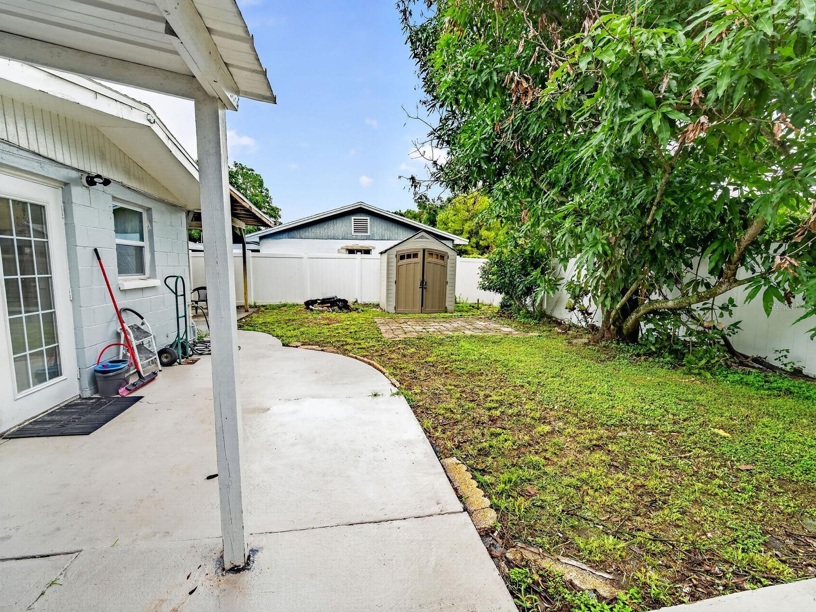 9218 W ROBSON ST — photo 23