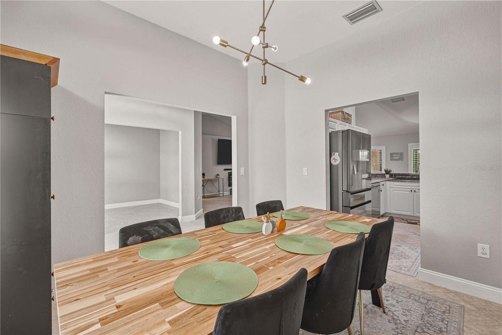 5767 ROSETTE RD — photo 12