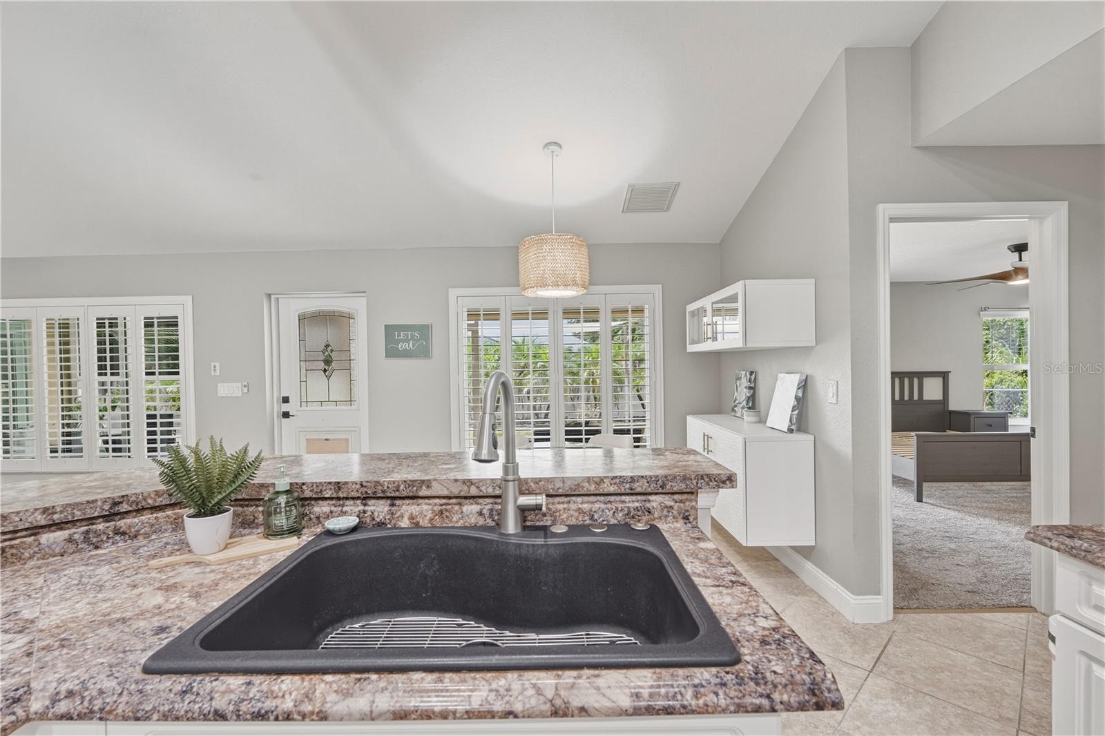 5767 ROSETTE RD — photo 15