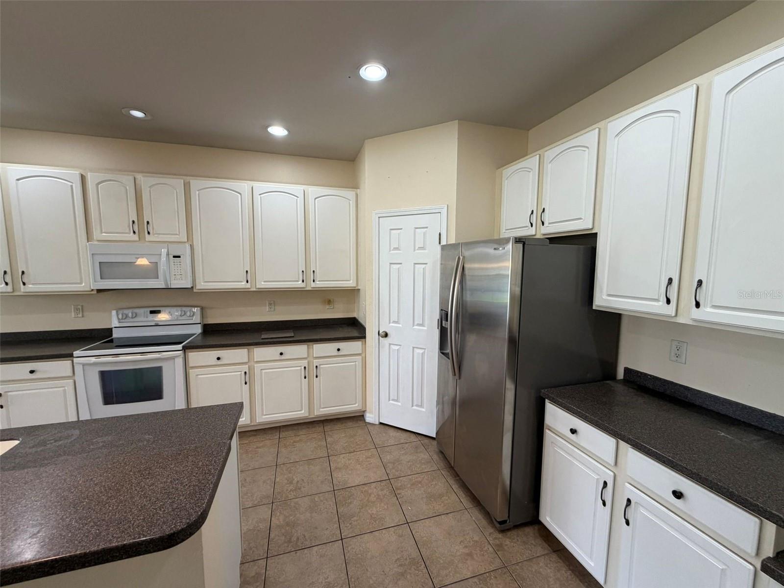 2363 BARTEK PL — photo 3