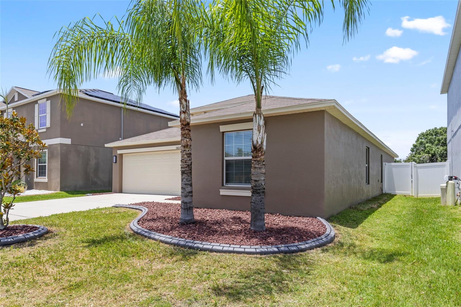 10633 STANDING STONE DR — photo 2
