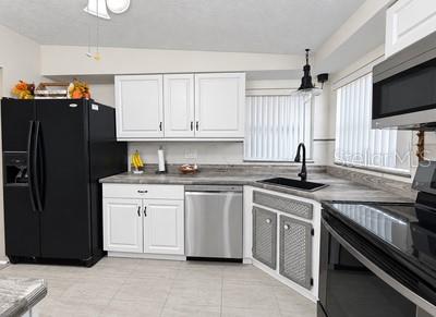 254 WERTZ DR — photo 11