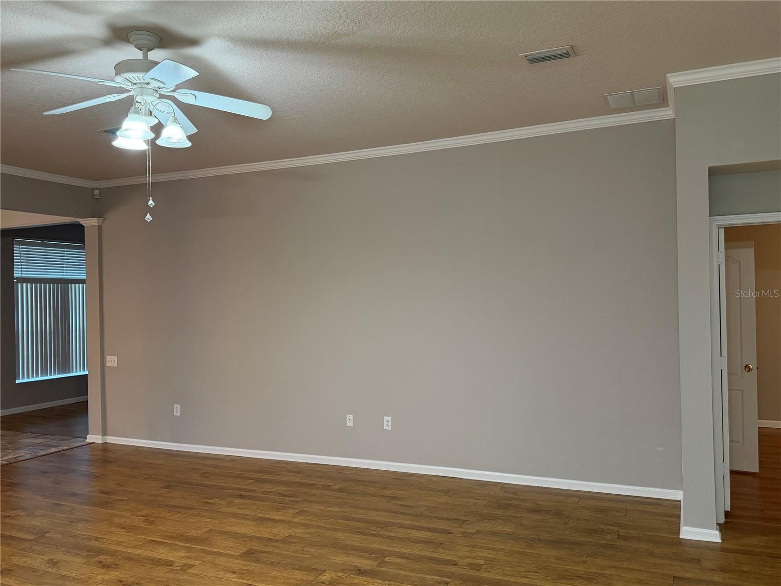 1904 SAMANTHA LN — photo 11