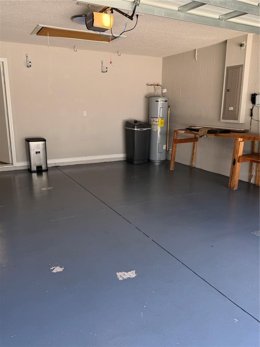 1904 SAMANTHA LN — photo 21