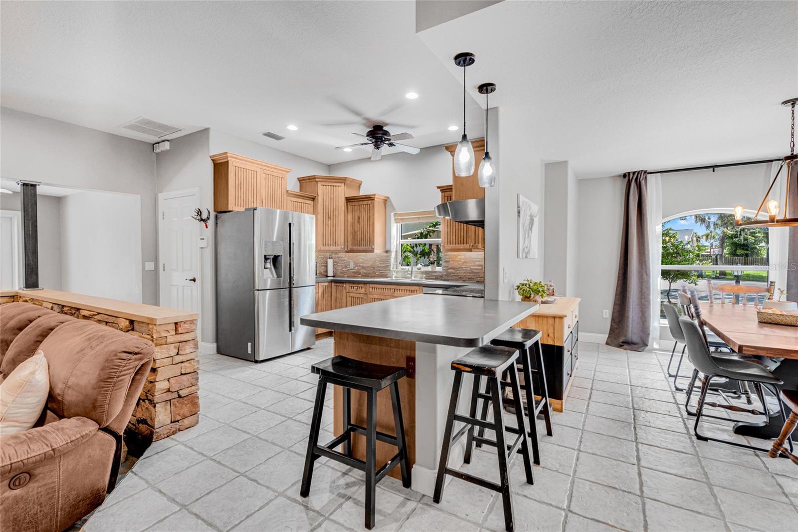 2640 MAPLELOFT LN — photo 35