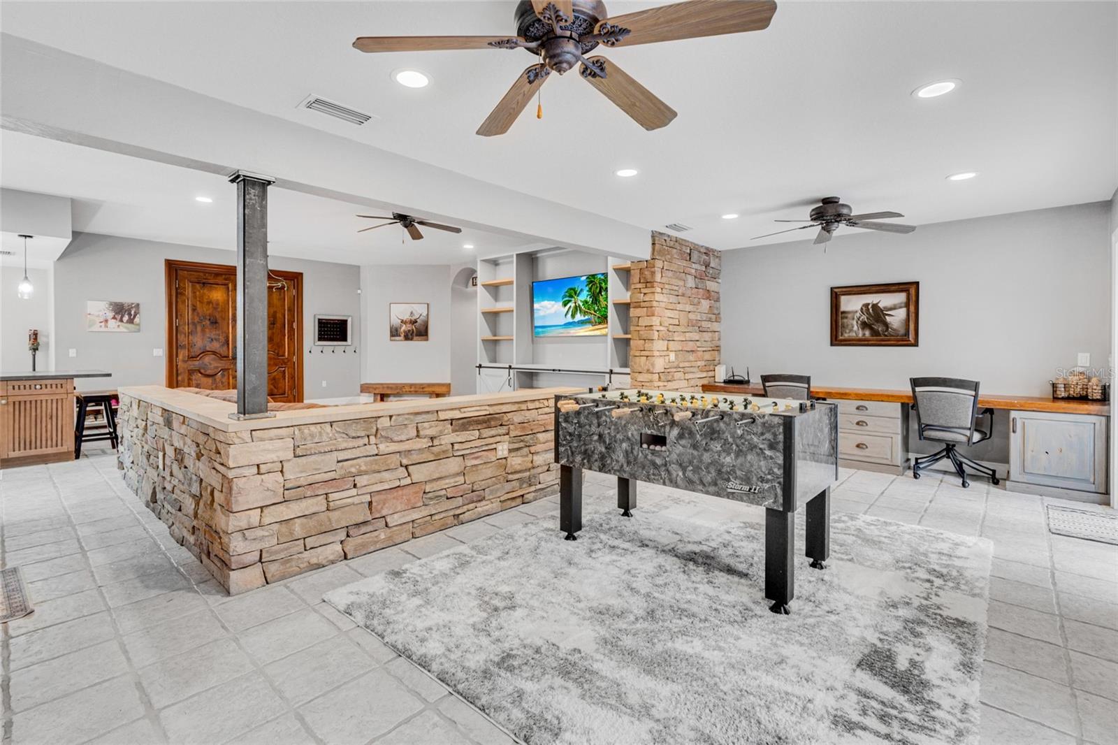 2640 MAPLELOFT LN — photo 40