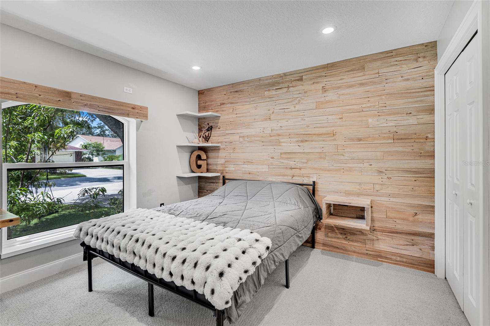 2640 MAPLELOFT LN — photo 24