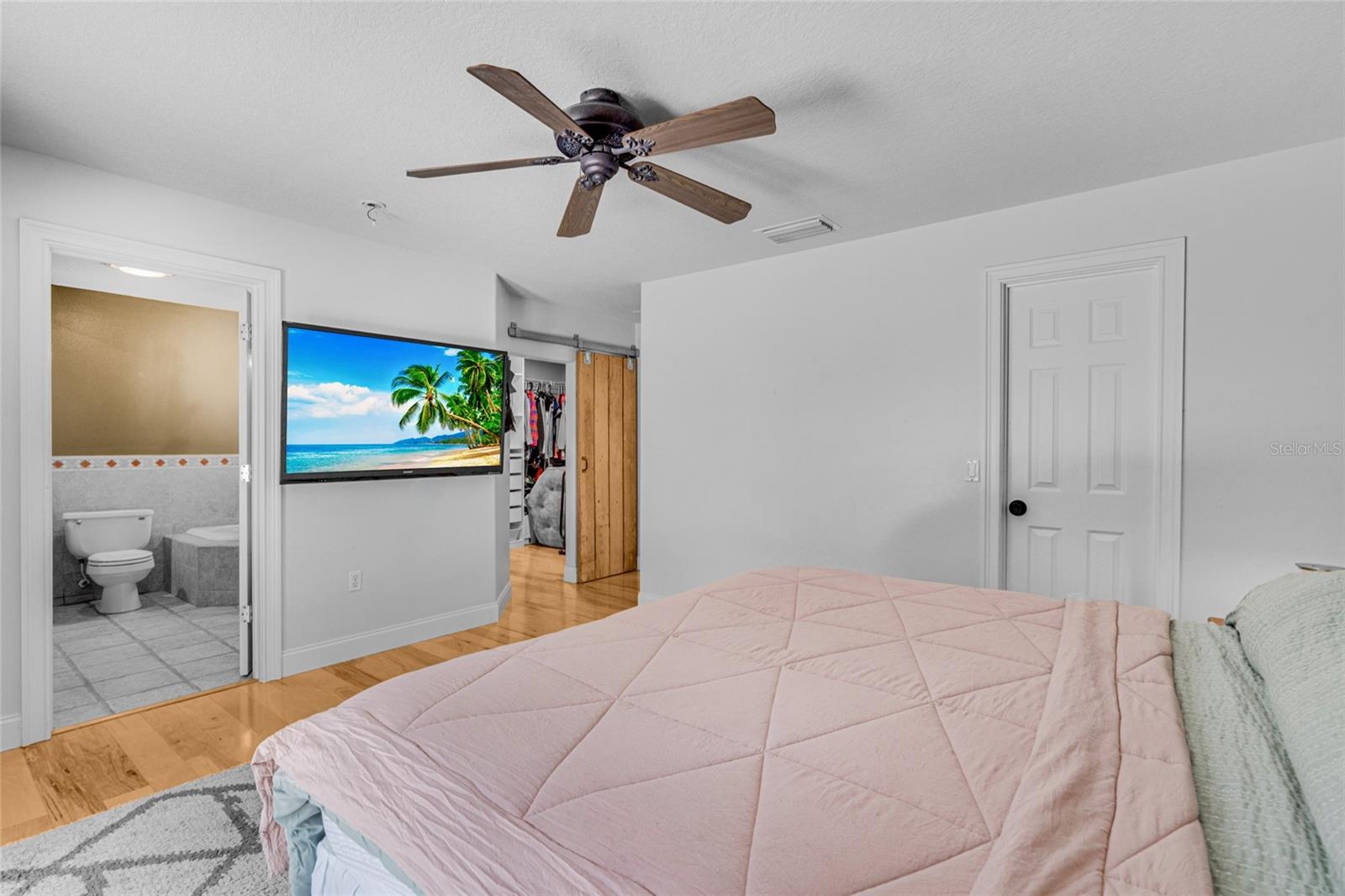 2640 MAPLELOFT LN — photo 39