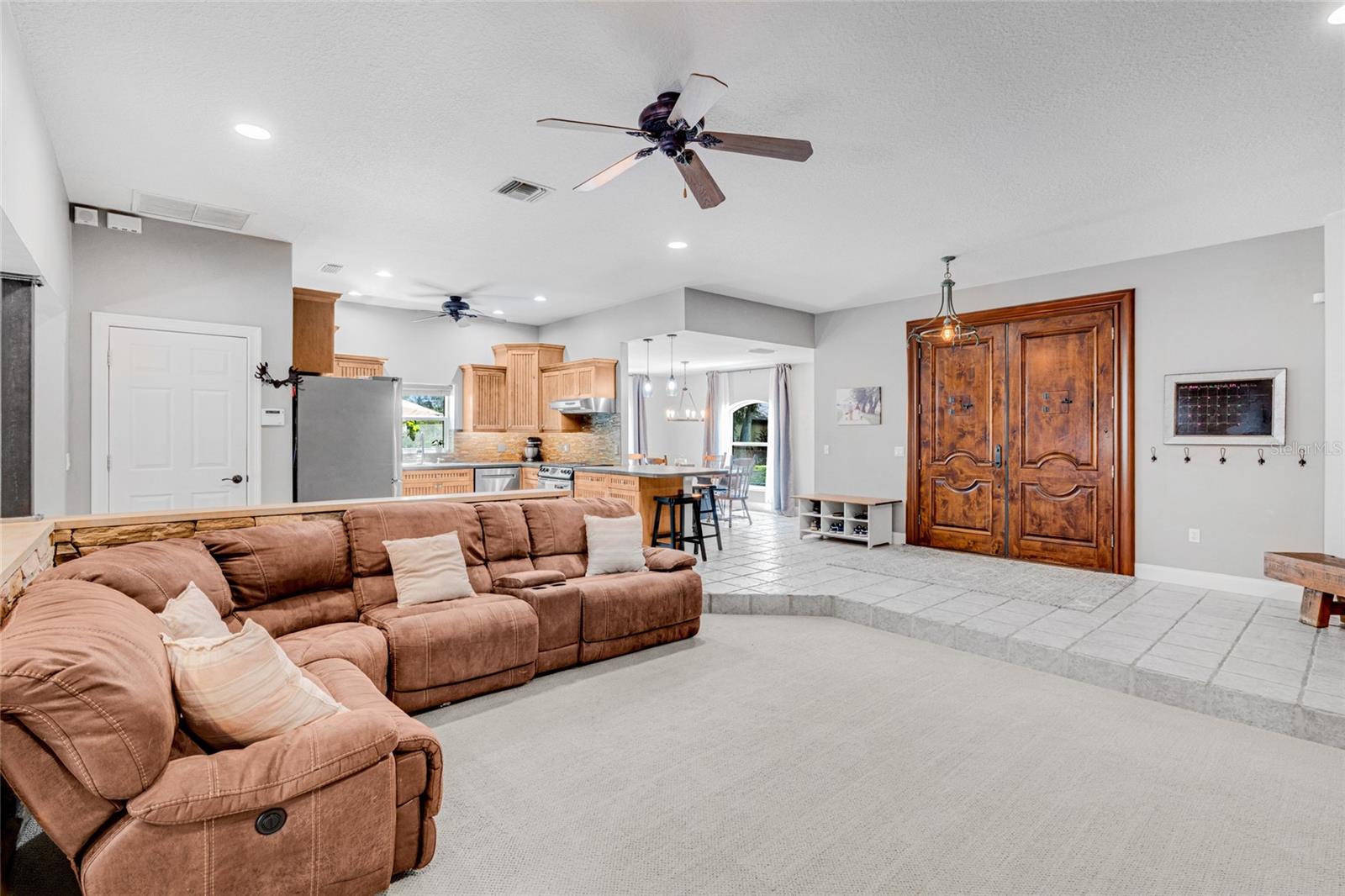 2640 MAPLELOFT LN — photo 36