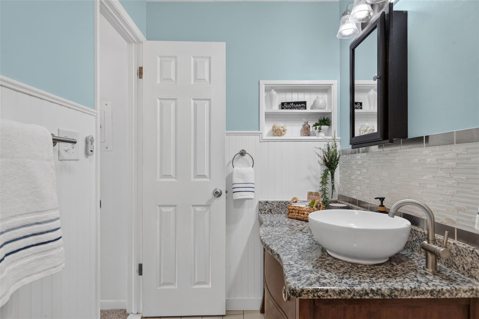6025 SHORE BLVD S #304 — photo 35