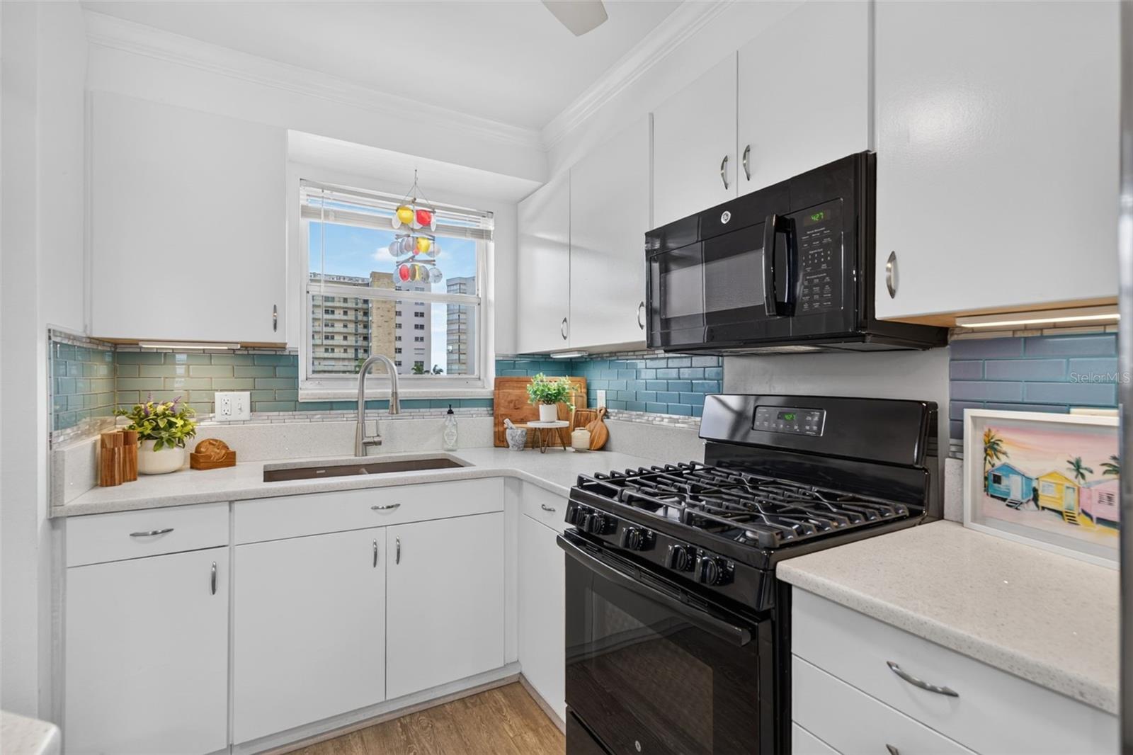 6025 SHORE BLVD S #304 — photo 6