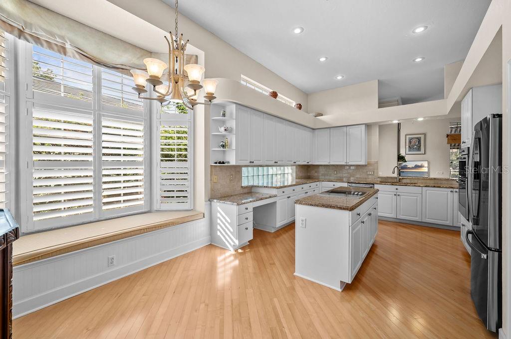 7117 VICTORIA CIR — photo 10