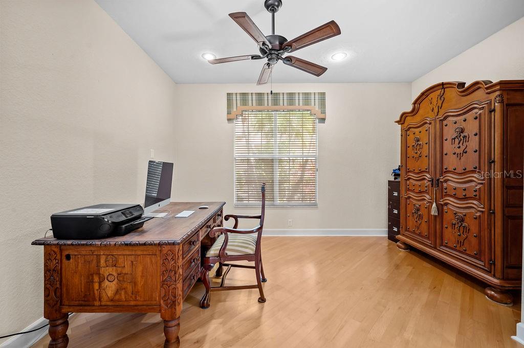 7117 VICTORIA CIR — photo 17