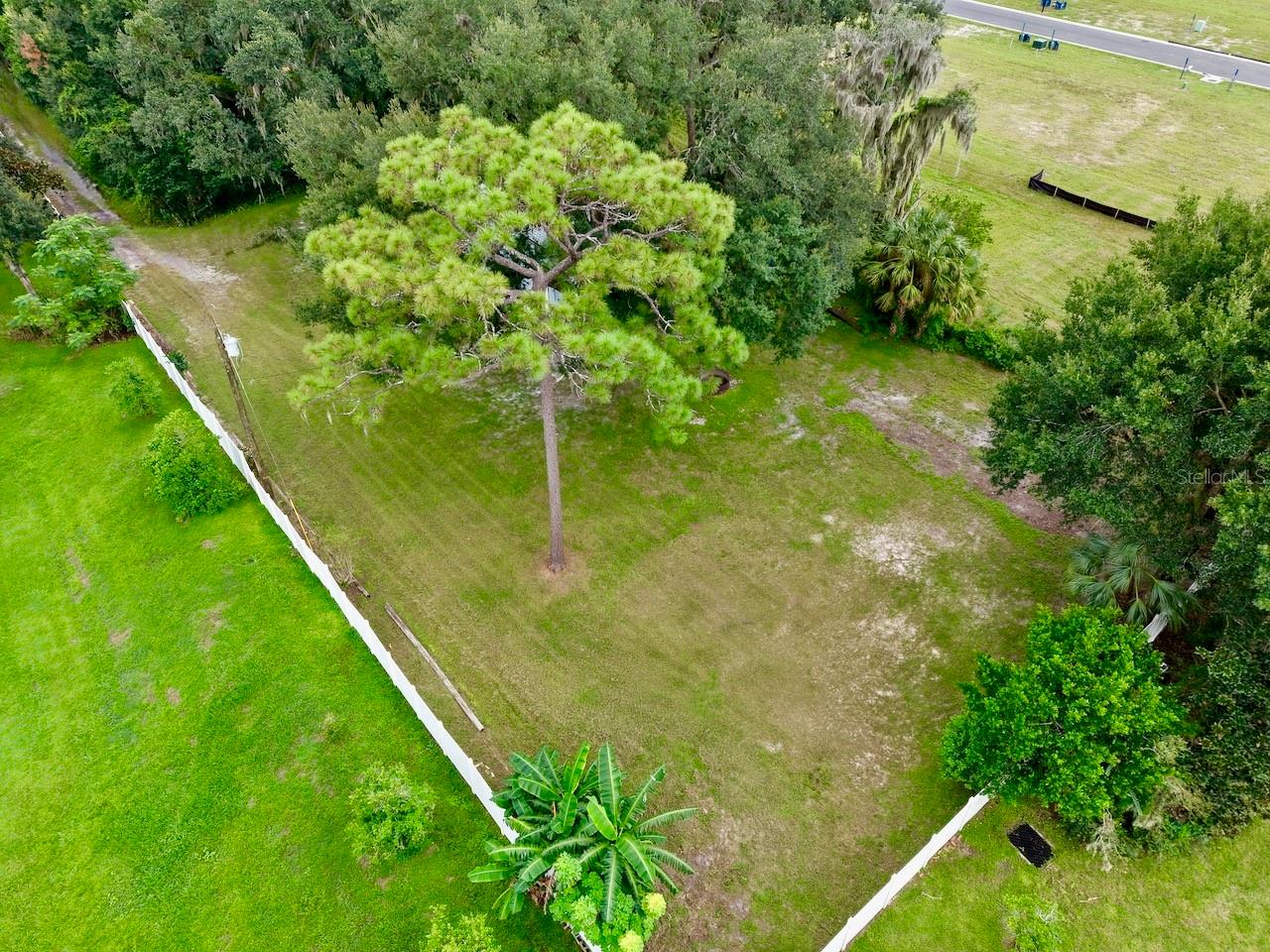 10210 DAVIS RD — photo 31