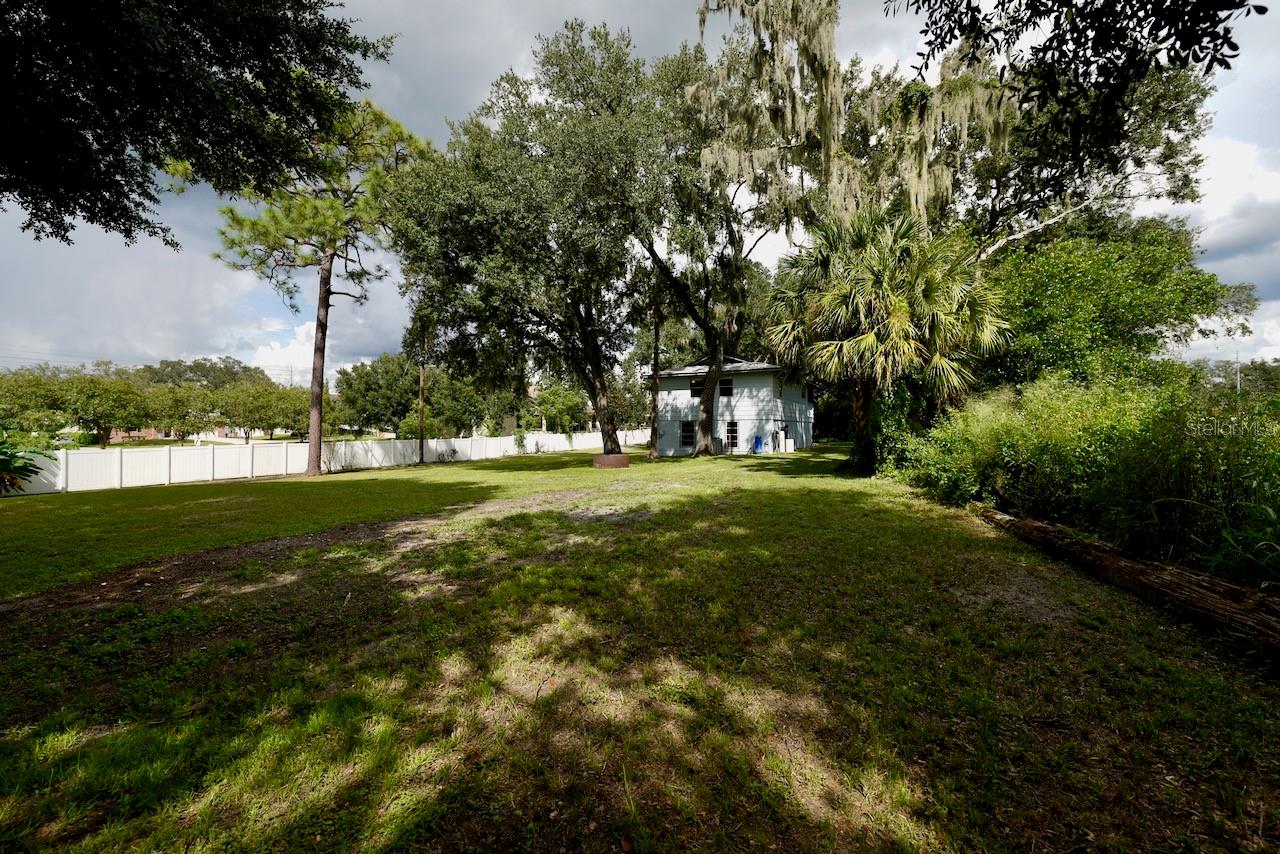 10210 DAVIS RD — photo 25