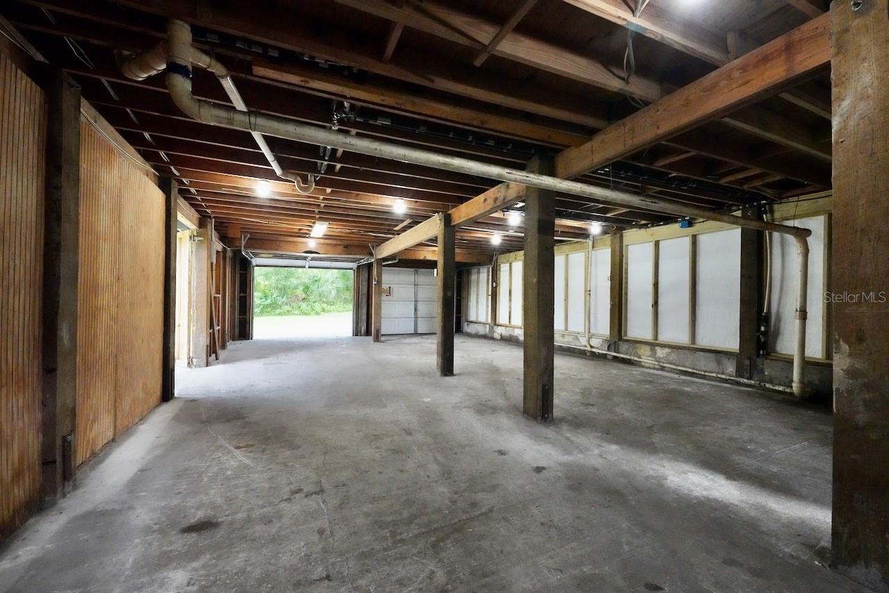 10210 DAVIS RD — photo 19