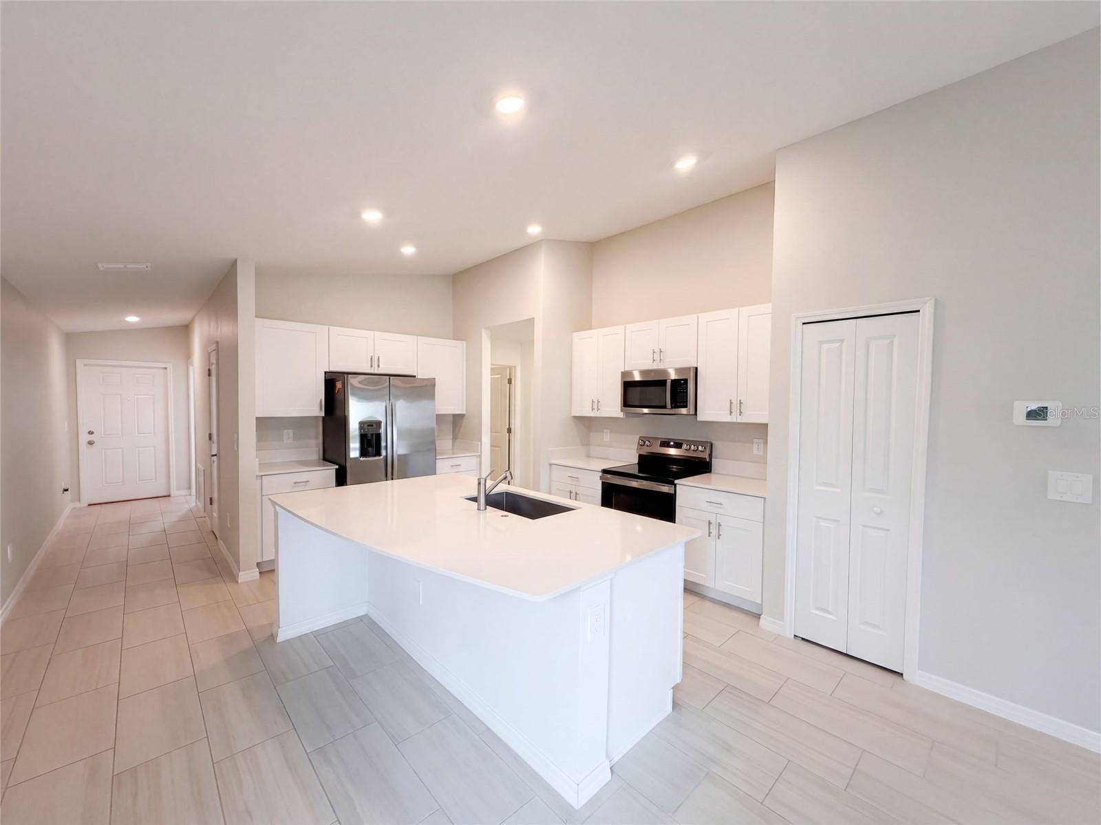 3513 RADIANT MOUNTAIN DR — photo 3