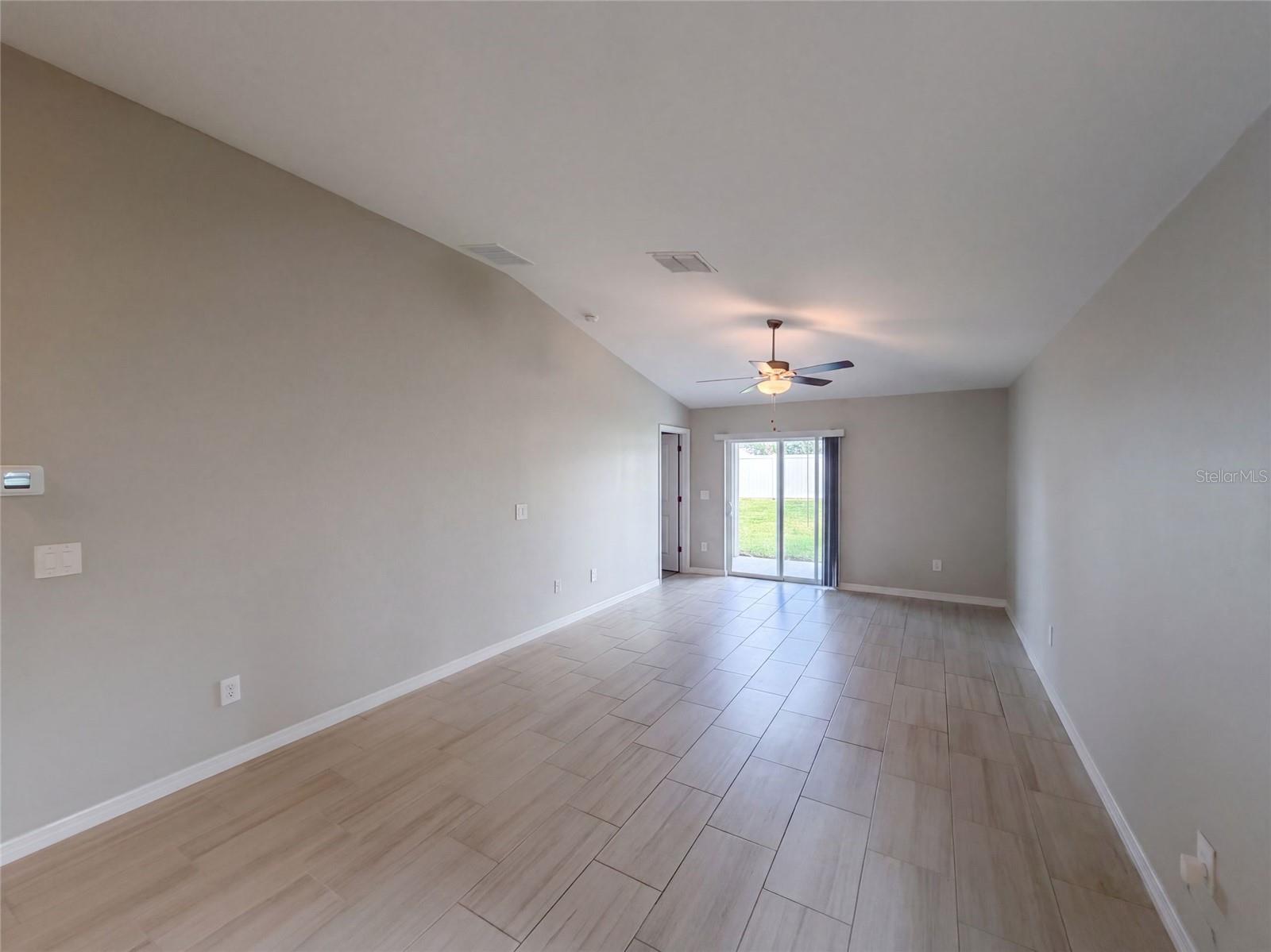 3513 RADIANT MOUNTAIN DR — photo 6