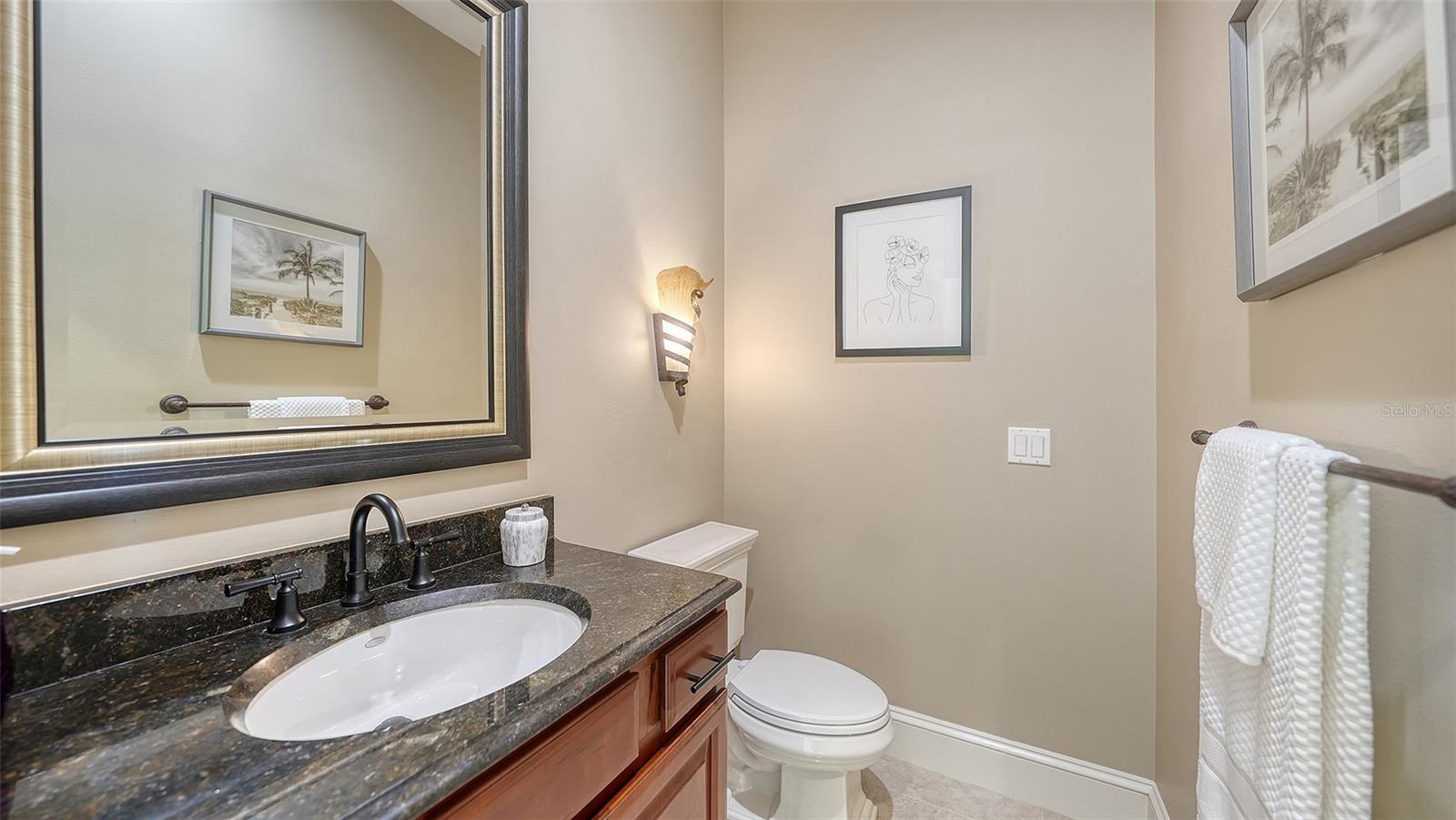 2115 LYCHEE LN — photo 37