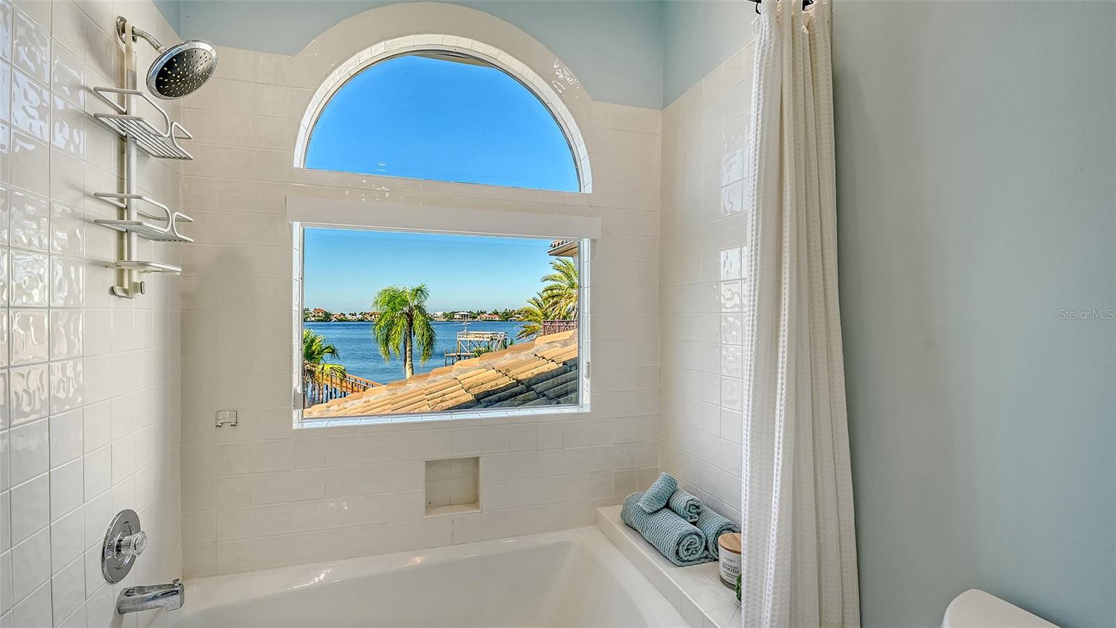 2115 LYCHEE LN — photo 71