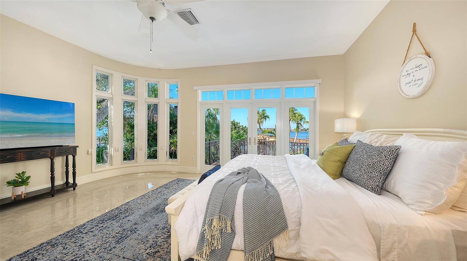 2115 LYCHEE LN — photo 17