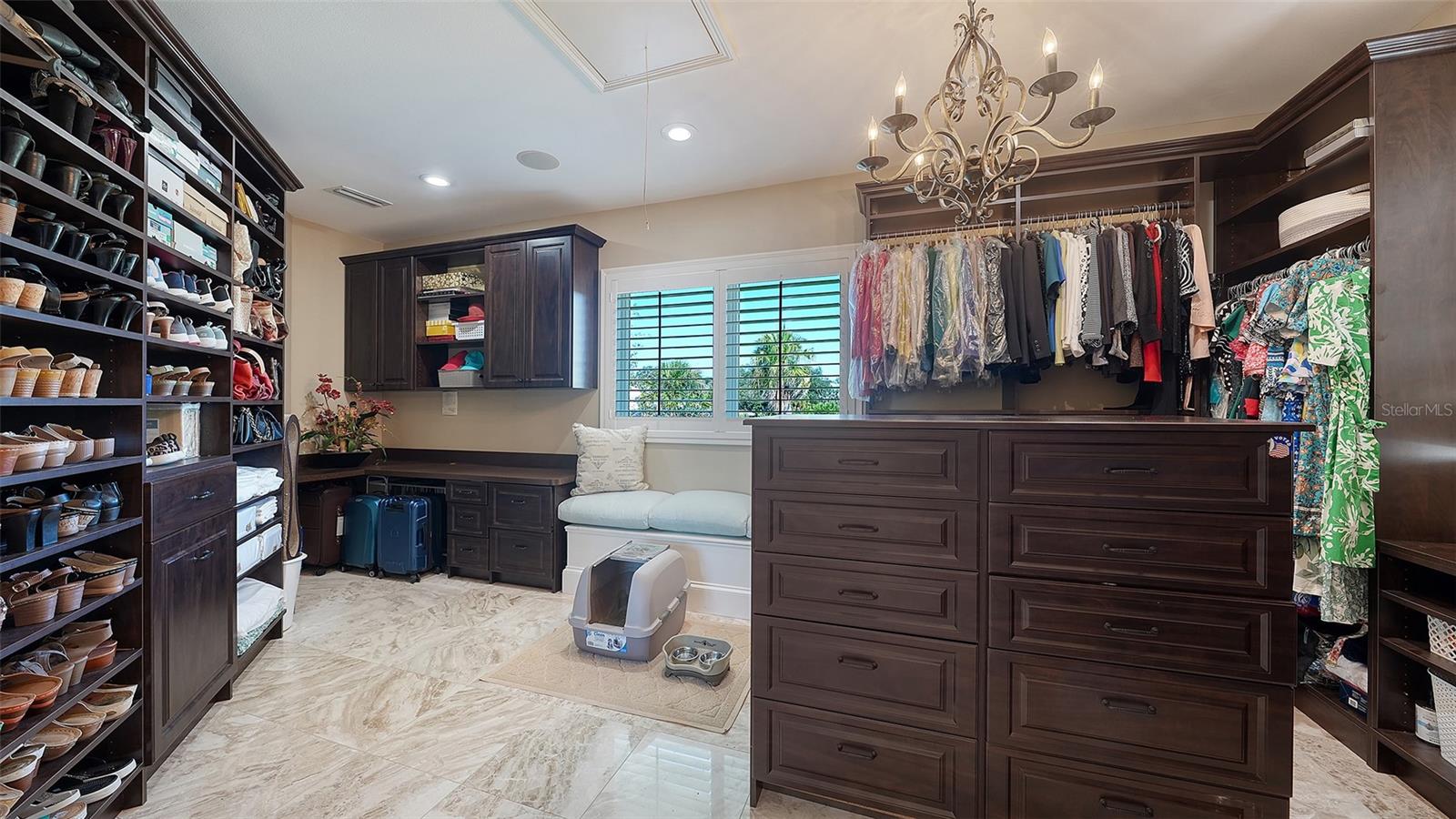 2115 LYCHEE LN — photo 63