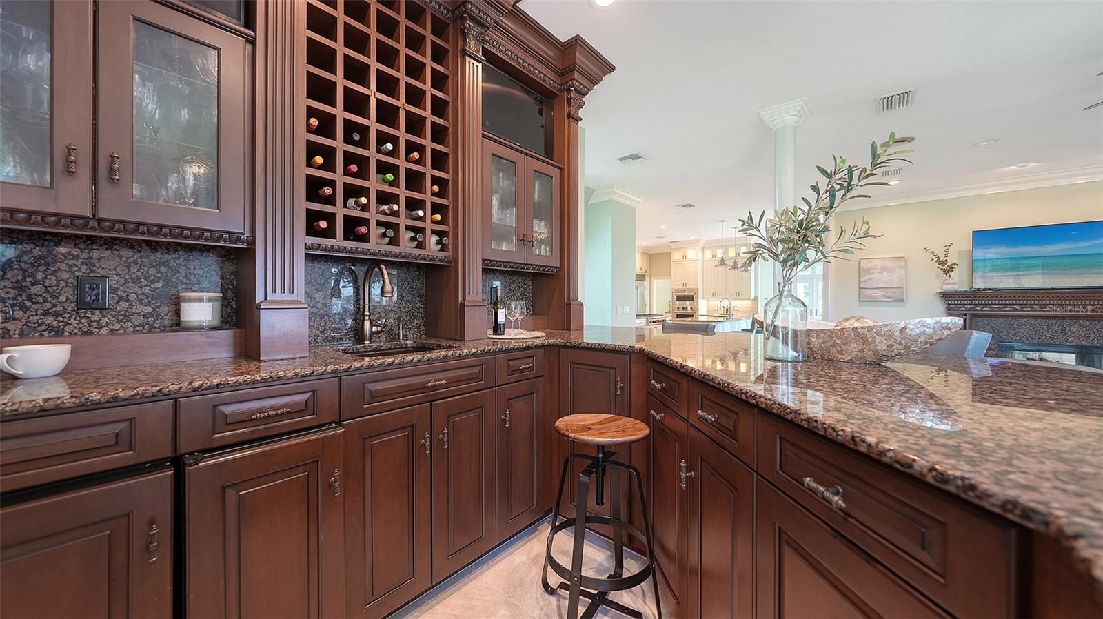 2115 LYCHEE LN — photo 42