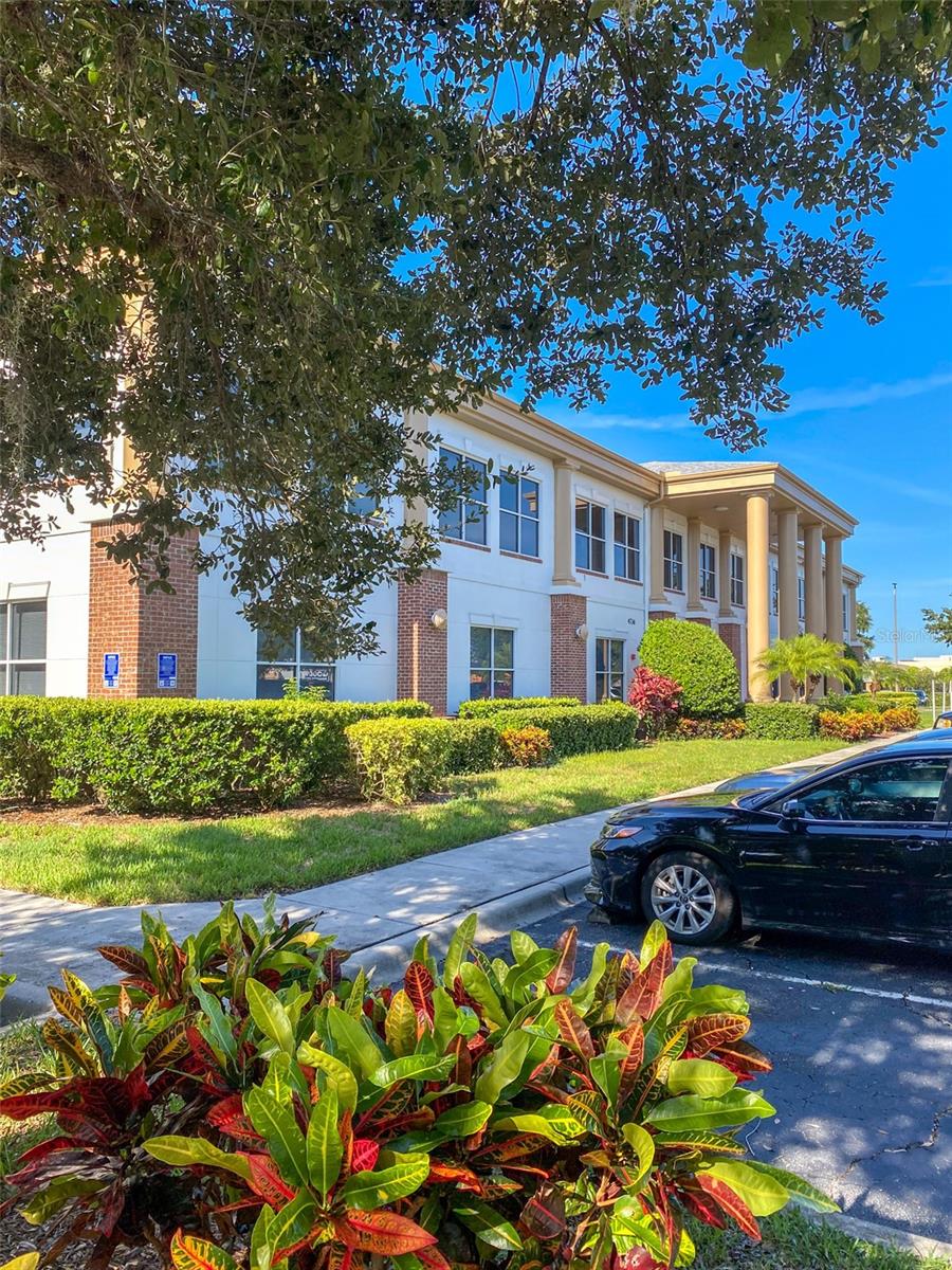 Home in BRADENTON — photo 2
