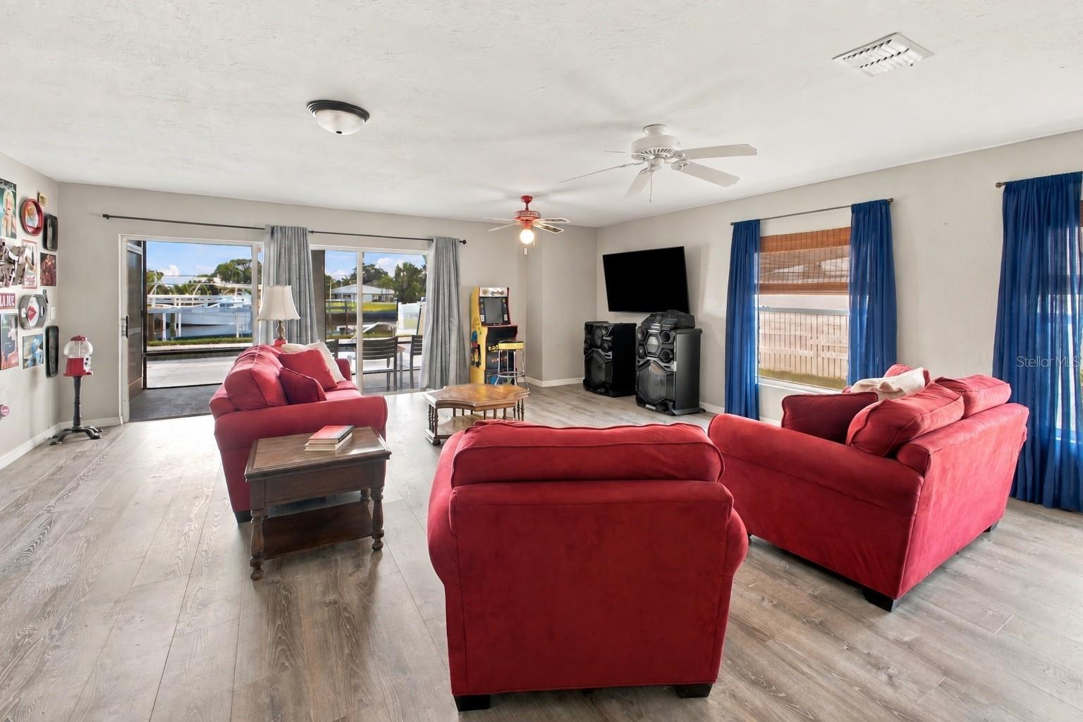 5008 BAY STATE RD — photo 40