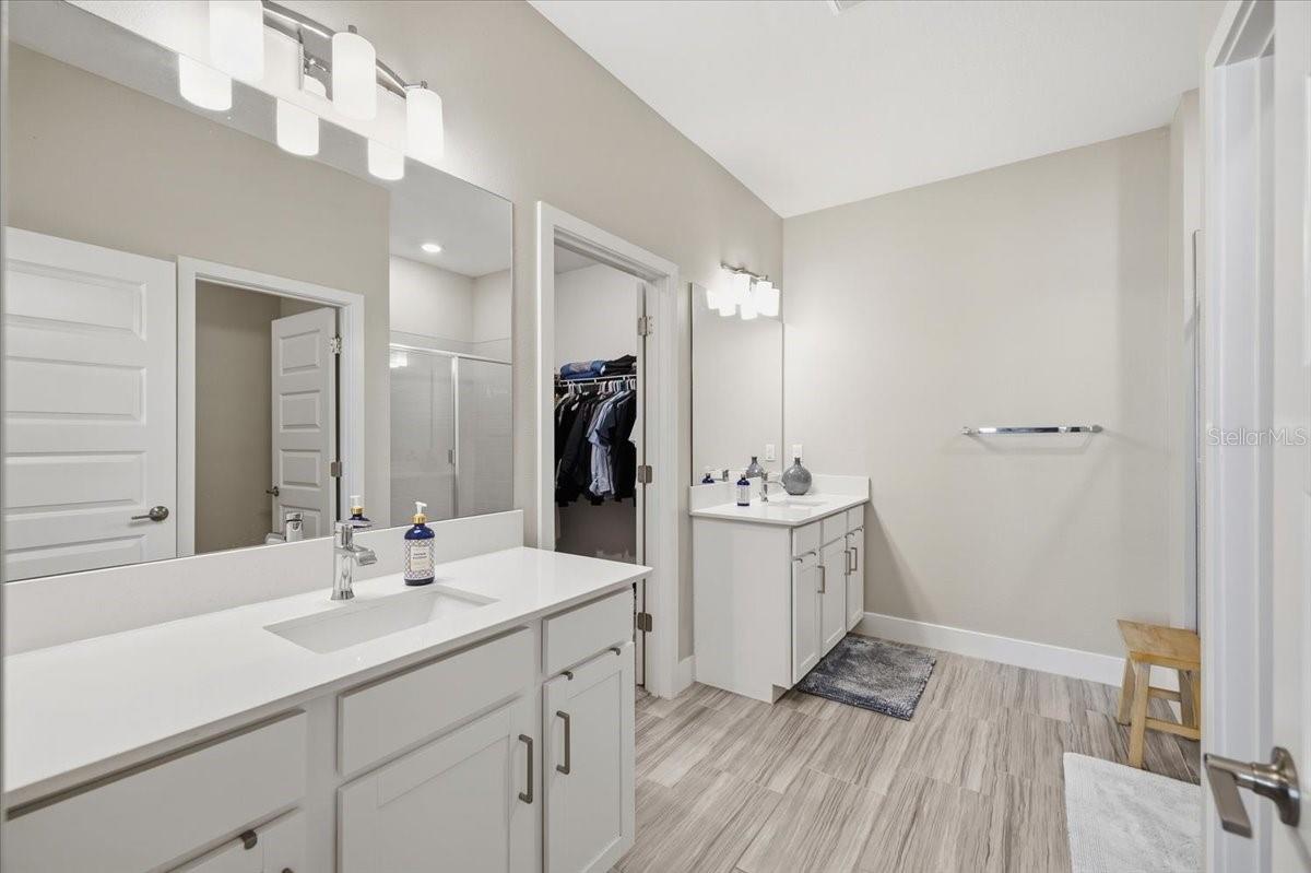 9859 CAMPANULA CT — photo 17