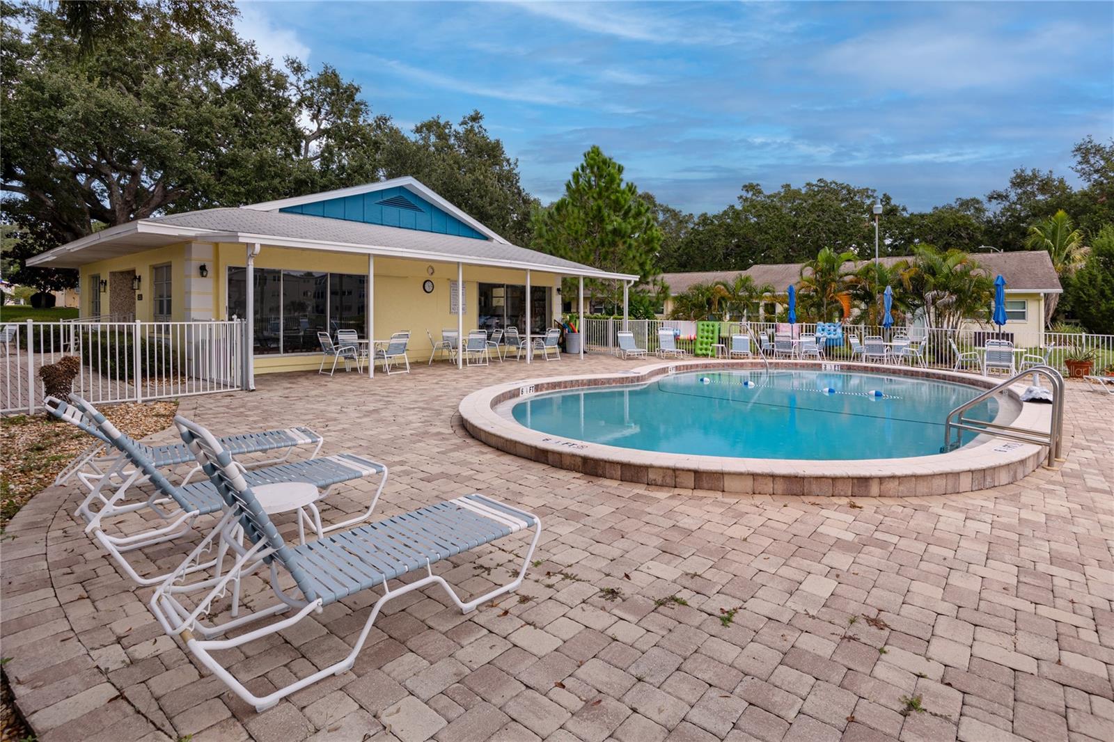 821 DELEON CT #309 — photo 30