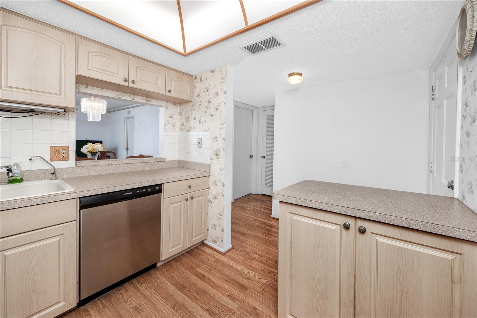 821 DELEON CT #309 — photo 8