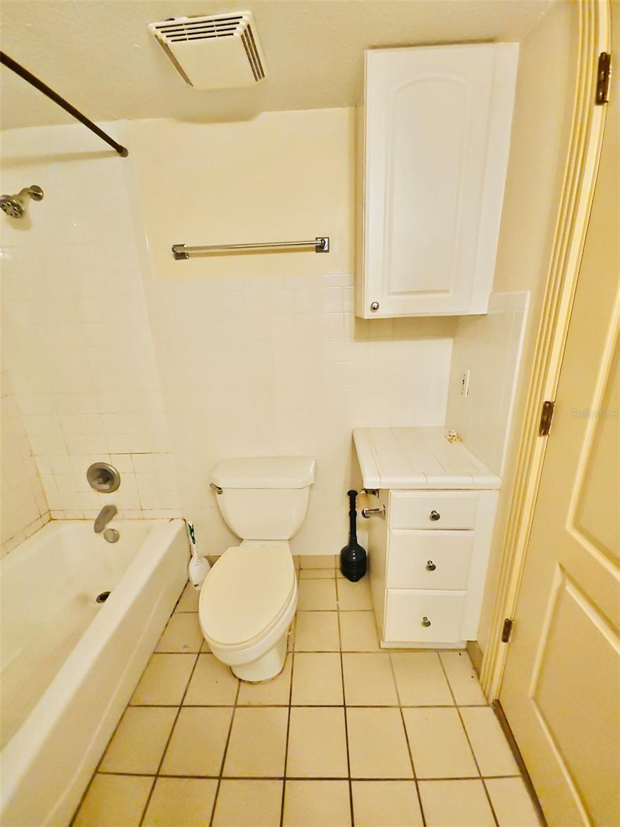 14 HAMILTON HEATH DR #B — photo 14