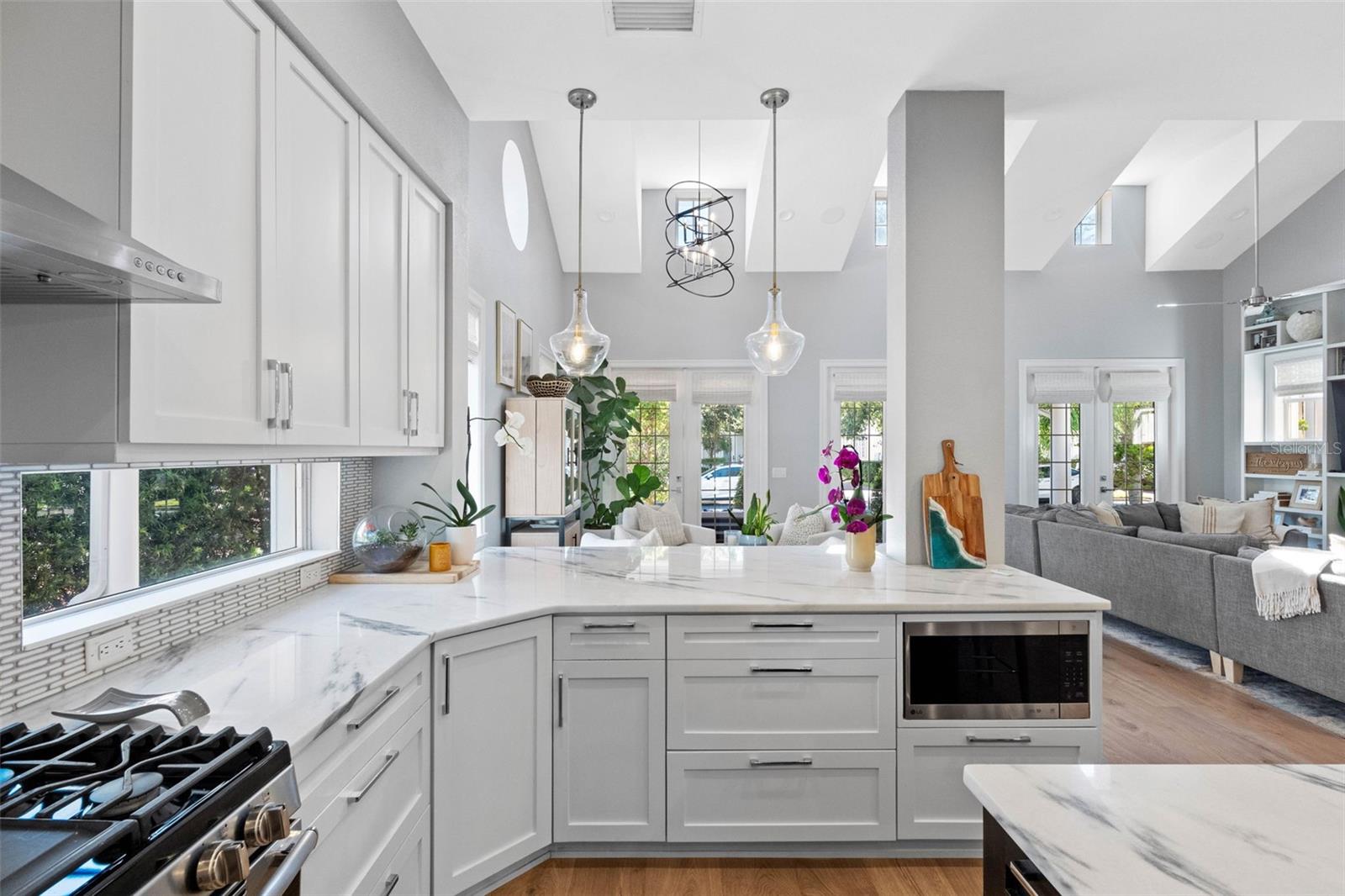 6054 YEATS MANOR DR — photo 19